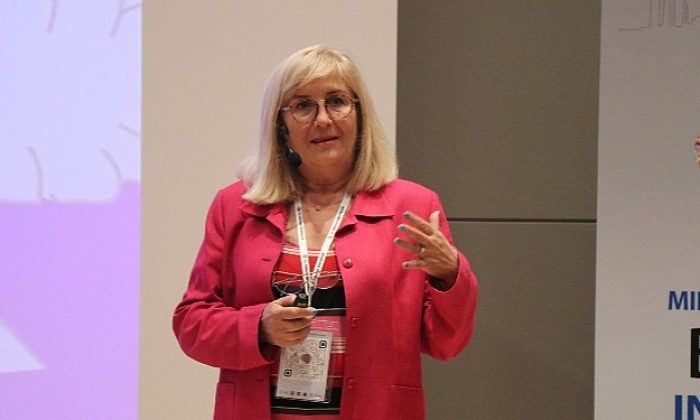 Prof. Dr. Nesrin Dilbaz: “Depremzedelerin empatiye gereksinimi var”