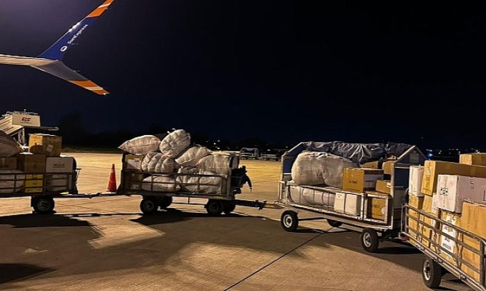 SunExpress, 89 özel uçuşla sarsıntı bölgesinden 6000 kişiyi tahliye etti Yardım uçuşlarına devam ediyor