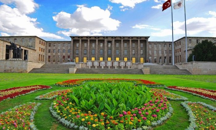 TBMM ‘ayni yardım’ kampanyası başlattı