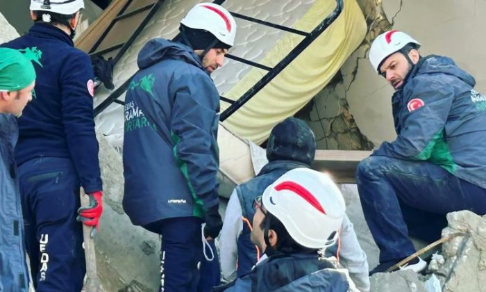 UEDAŞ Arama Kurtarma Timi yeniden Hatay’da