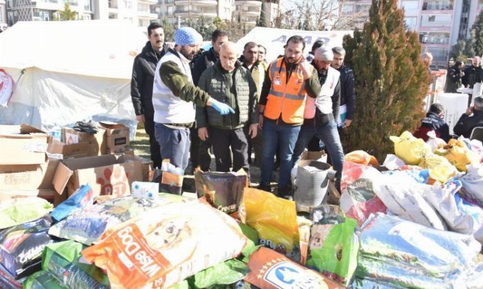Zelzele bölgelerine 45,4 ton mama ulaştırıldı