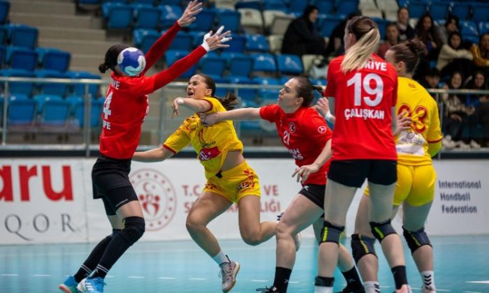 A Milli Kadın Hentbolcular Kuzey Makedonya’yı yendi