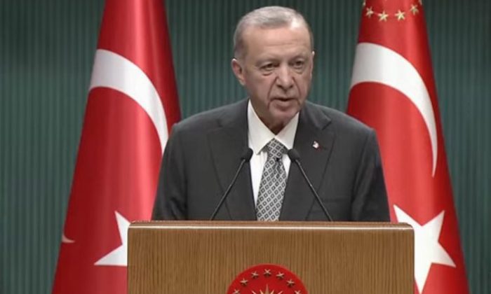 Cumhurbaşkanı Erdoğan ‘Millete Sesleniş’ konuşması yapıyor