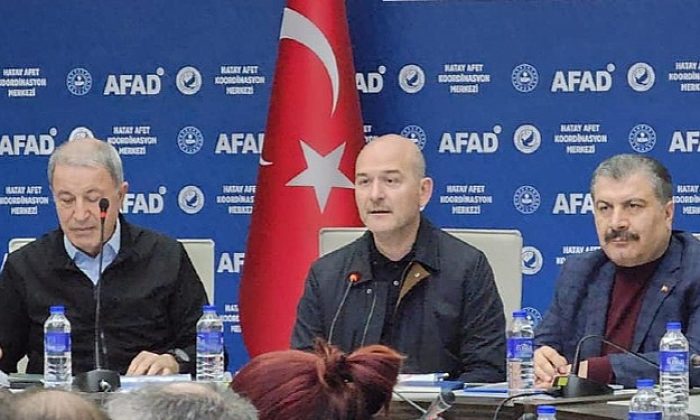 Gölcük Belediye Başkanı Ali Yıldırım Sezer, Bakanlara Hatay’daki Çalışmalar Hakkında Bilgi Verdi