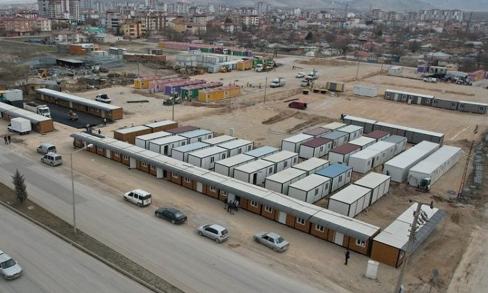 Kayseri Talas depremin yaralarını sarıyor