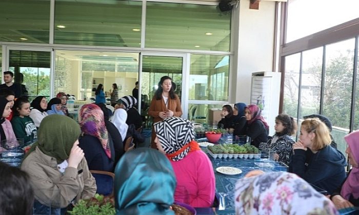 Kocaeli Büyükşehir’den depremzede misafirler için 8 Mart etkinliği