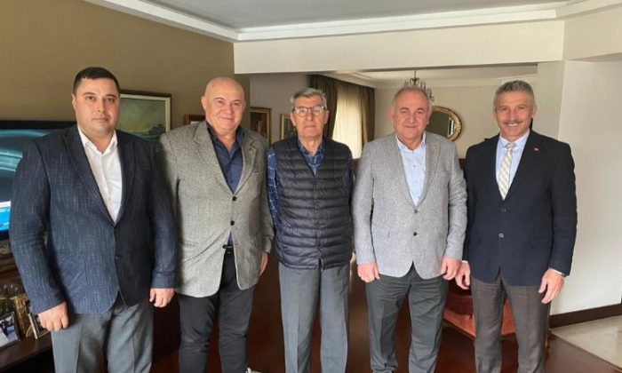Turhan Tayan’a Mudanyalı STK başkanlarından nezaket