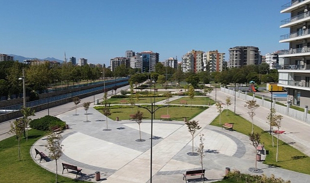 Bayraklı’nın modern parkı açılıyor