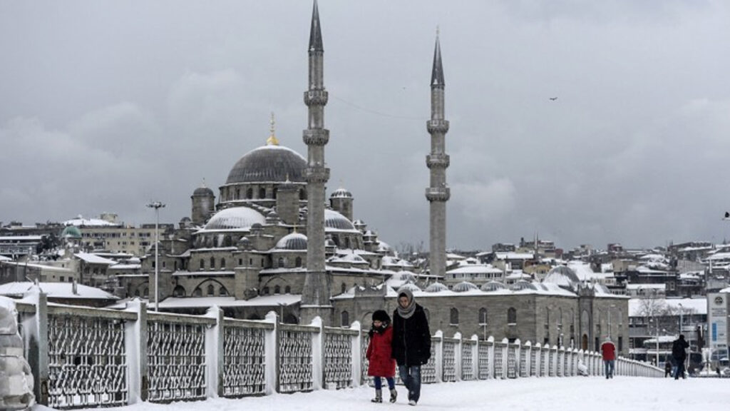 Aşırı Hava Durumu Uyarısı: İstanbul Kış Soğuğuna Hazırlanıyor!