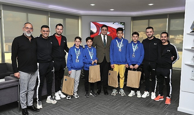 Aliağa’nın Şampiyon Gençlerinden Lider Serkan Acar’a Ziyaret